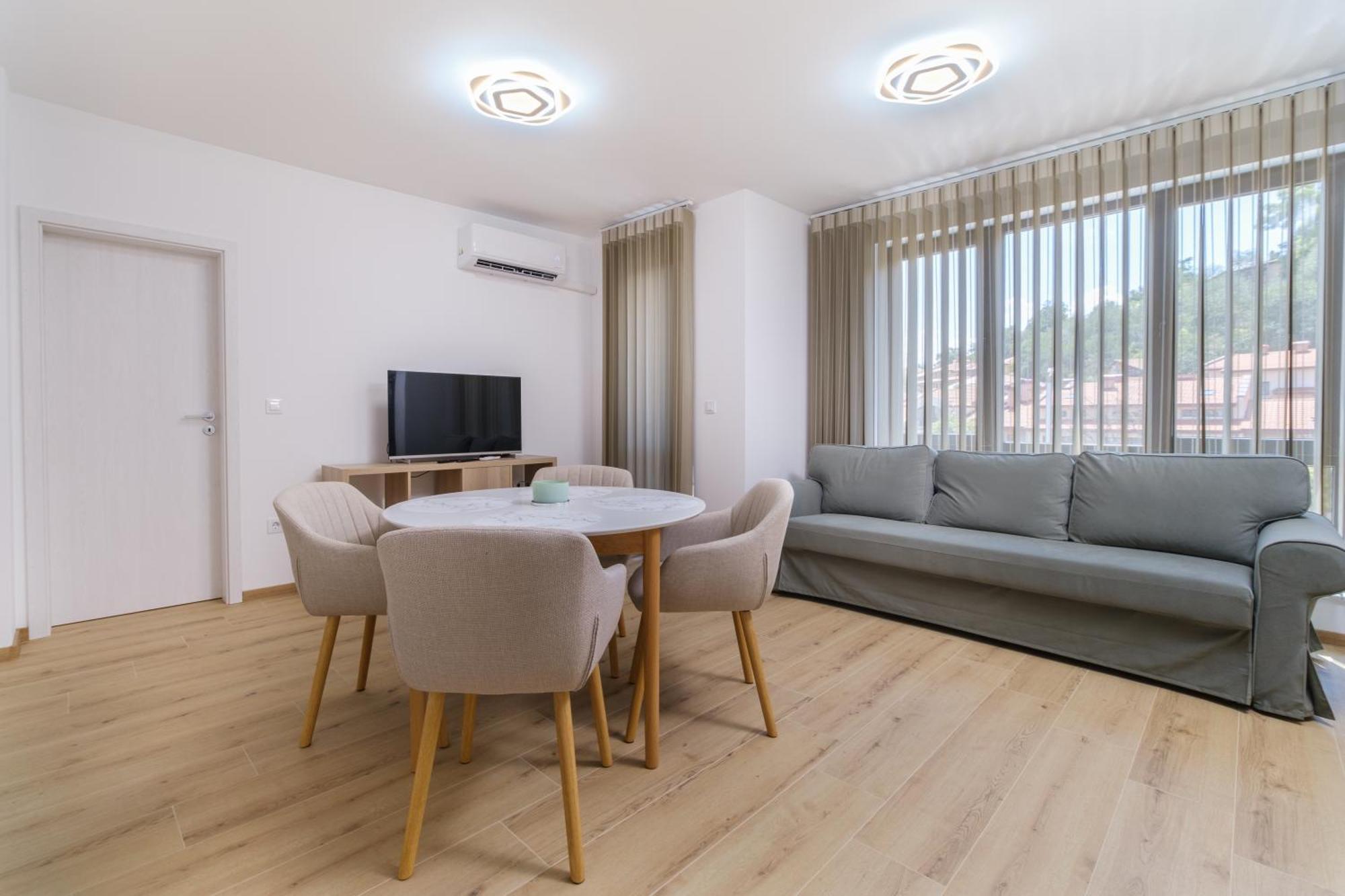 Modern 1-Bedroom Apartment With Free Parking Plovdiv Ngoại thất bức ảnh