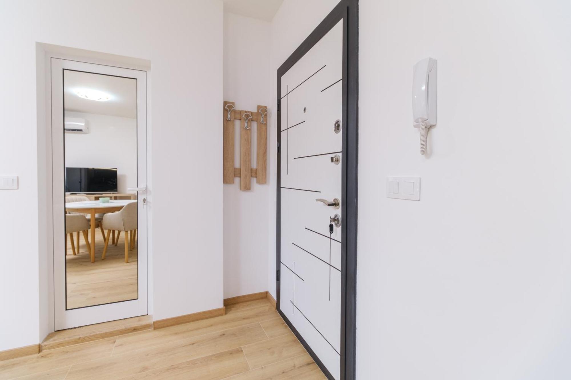 Modern 1-Bedroom Apartment With Free Parking Plovdiv Ngoại thất bức ảnh